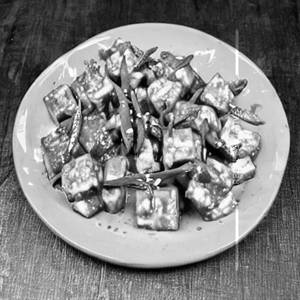 White Sugar Special Chilli Paneer