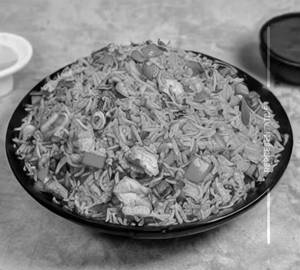 Chicken schezwan fried rice