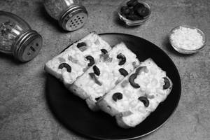 Supreme Veg Garlic Bread (3pcs)
