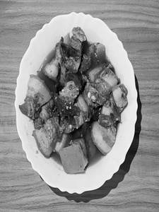 Wak Chambil (pork With Citrus Macroptera)