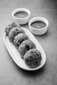 Aloo Tikki Chaat