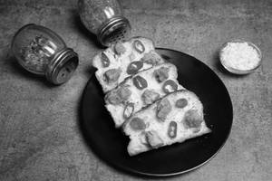 Chicken Tikka Garlic Bread (3pcs)