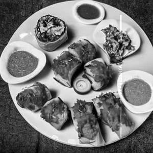 Chilli Mushroom Lachha Roll