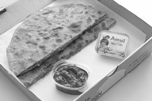 Special Chicken Schewan Parantha