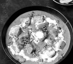 Paneer Makhni+ Dal Makhni  + Raita Thali