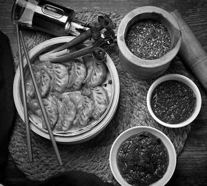 Crispy Veg Momos (8pcs)