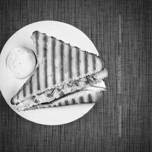Cheese Chicken Grilled Sandwich 