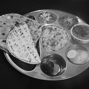 Fixed Punjabi Thali