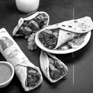 Paneer Keema Roll