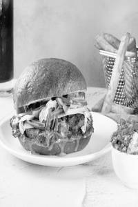 Spicy Paneer Kurchan Burger