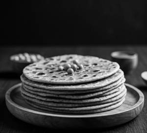 Cheese Mattar Paratha