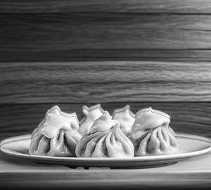 Chicken Cheese Sauce Momos