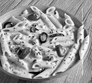 Veg Penne Alfredo White Pasta