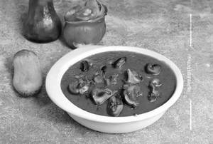 Chilly mushroom gravy