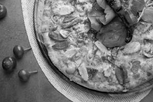 Baby Corn and Cheese Pizza