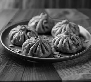 Veg Tikka Momo