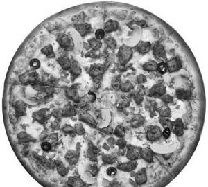 Loadedchickenolive pizza