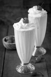 Vanilla Milk Shake
