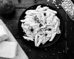 Chicken Alfredo White Sauce Pasta