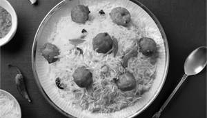 Lucknowi Paneer Kofta Biryani