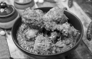 Chicken Bhuna Masala (4 Pcs)