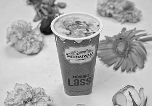 Makhaniya Lassi