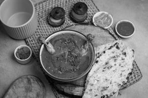 Chicken Curry 1pcs  With Butter Tandoori Roti / Butter Naan