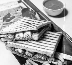 Paneer Tikka Sandwich