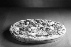 Onion Capsicum Pizza