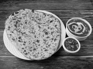Cheese Naan Gravy