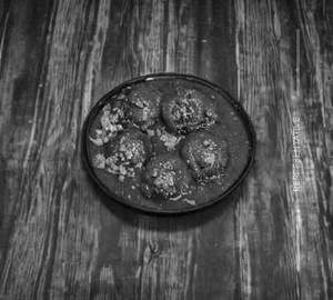 Veg  Grilled Gravy Momos