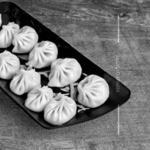 Pcc Spl. Paneer Achari Cream Momos