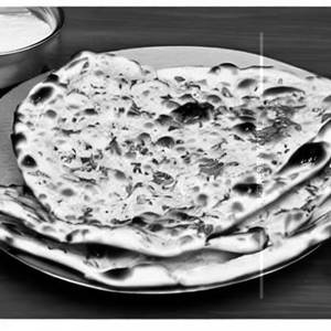 Cheese Chilli Garlic Naan