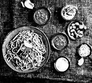 Triple schezwan noodles