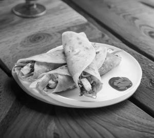 Paneer Tikka Roll 