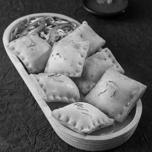 Pizza Pockets