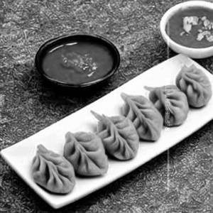 Veg Kurkure Momos