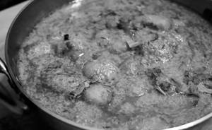 Dum Aloo Kashmiri