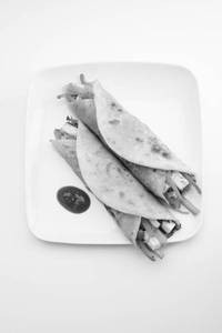 Egg paneer roll