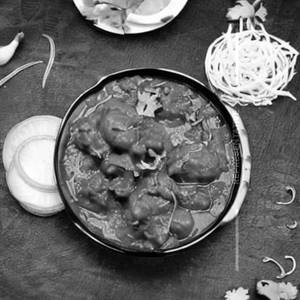 Boneless Chicken Bhuna Masala