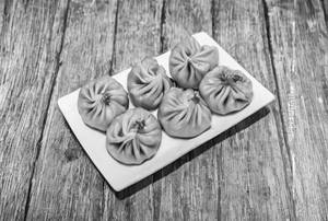 Veg steam momo