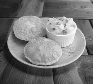 Poori With Sidedish (3Pcs)