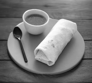 Egg d chicken kathi roll