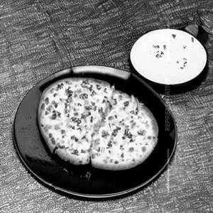 Cheese garlic bread