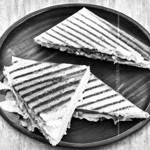 Mumbai Masala Cheese Sandwich