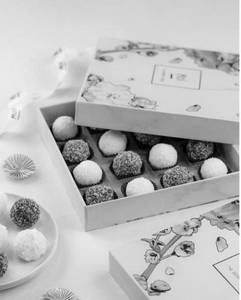 Floral Box Of 16 Truffles