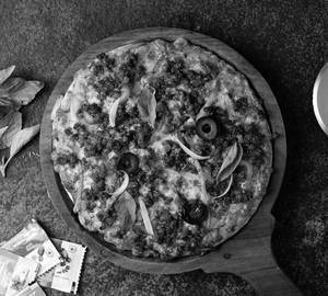 Mutton Keema Pizza [8 Inches, Serves 1]