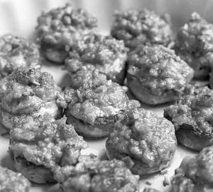 Stuffed mushroom in chilli mayo sauces