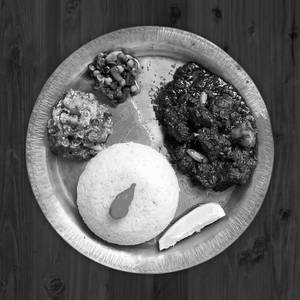 Til pork thali(5 Pieces)