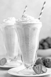Strawberry Muesli Thickshake